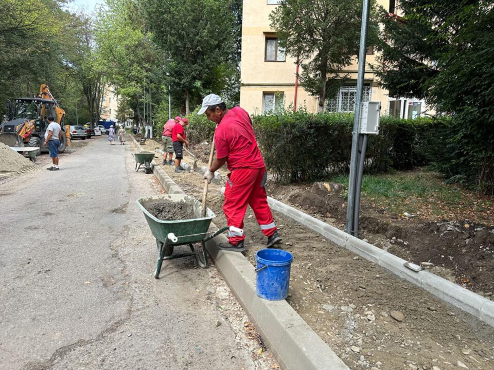 A demarat proiectul de modernizare a întregii zone aferente străzii Oituz