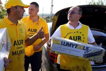 Petrică Negrea a ajuns luni in localitatea Pechea cu ajutoare pentru sinistrați