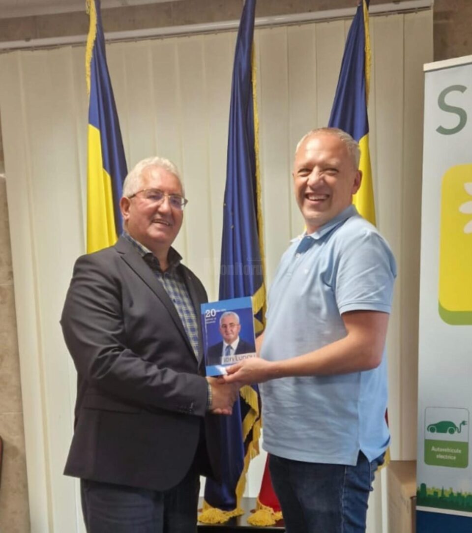 Primarul Ion Lungu si primarul Roman Kliciuk