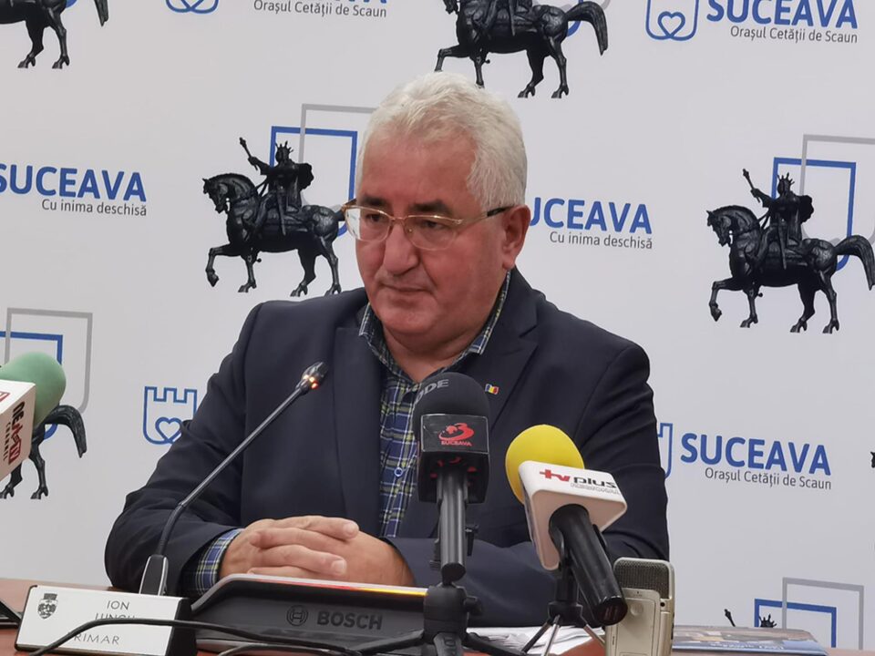 Primarul Ion Lungu și-a cerut scuze, în numele ACET, pentru deranjul cauzat de avaria pe magistrala de apă Primarul Ion Lungu și-a cerut scuze, în numele ACET, pentru deranjul cauzat de avaria pe magistrala de apă