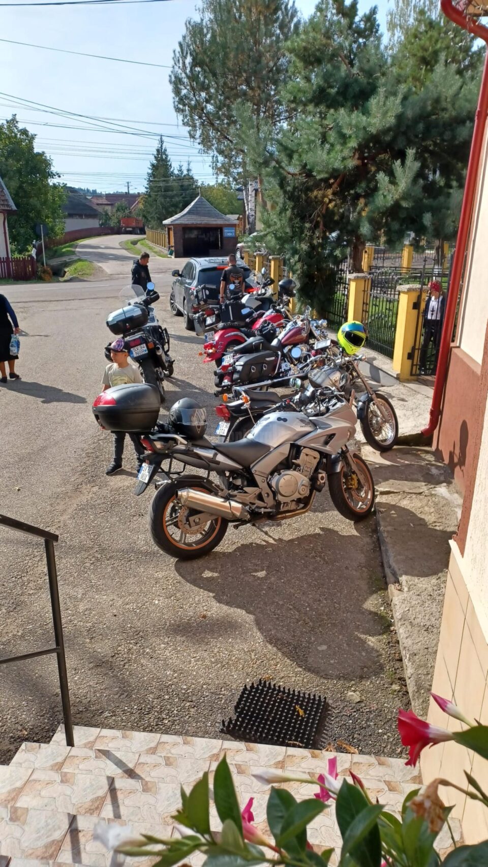 Daruri pentru elevii din Bălăceana