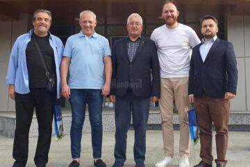 Primarul Ion Lungu cu delegația din Cernăuți, condusă de primarul Roman Kliciuk