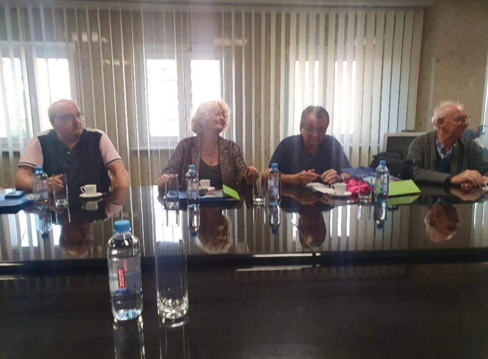 Delegație din orașul francez Laval, înfrățit cu Suceava, primită de primarul Ion Lungu Delegație din orașul francez Laval, înfrățit cu Suceava, primită de primarul Ion Lungu