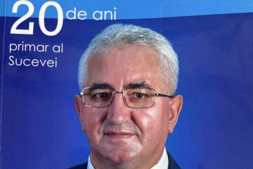 Dan Ioan Cușnir a făcut o analiză a realizărilor prezentate de Ion Lungu în broșura cu realizările din ultimii 20 de ani
