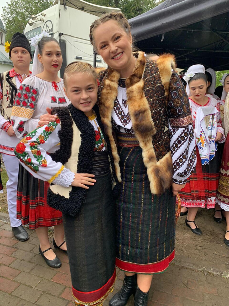 Agata Zugravu și Andreea Haisan