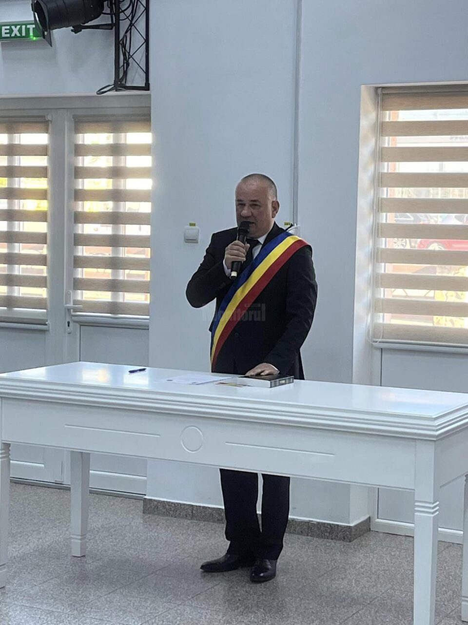Primarul din Adâncata, Viorel Cucu, a depus jurământul pentru al patrulea mandat