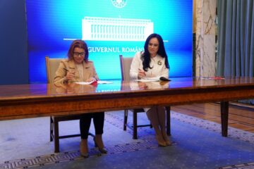Sefa DGASPC Suceava, Nadia Crețuleac, s-a întâlnit cu Simona Bucura-Oprescu, ministrul Muncii