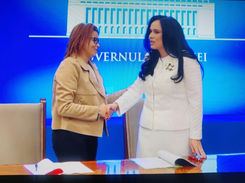 Sefa DGASPC Suceava, Nadia Crețuleac, s-a întâlnit cu Simona Bucura-Oprescu, ministrul Muncii