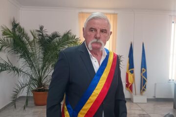 Primarul comunei Ipotești, Dumitru Gulei, instalat oficial pentru al doilea mandat