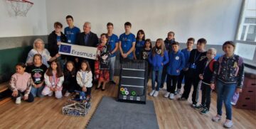 Șapte profesori și nouă elevi din Italia, Spania și Turcia, în vizită la Școala Gimnazială nr. 4 Suceava, în proiectul Stop Bullying Through Inclusion Games!