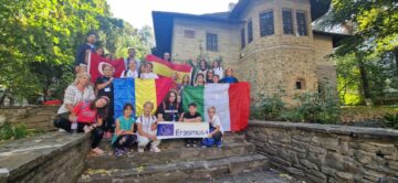 Șapte profesori și nouă elevi din Italia, Spania și Turcia, în vizită la Școala Gimnazială nr. 4 Suceava, în proiectul Stop Bullying Through Inclusion Games!
