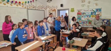 Șapte profesori și nouă elevi din Italia, Spania și Turcia, în vizită la Școala Gimnazială nr. 4 Suceava, în proiectul Stop Bullying Through Inclusion Games!