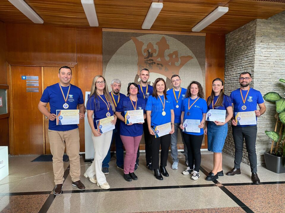Universitari de la Departamentul de Contabilitate au fost premiați la o expoziție internațională de inovați