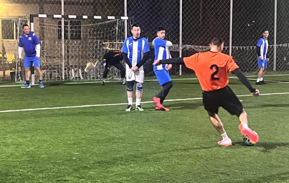 Revine a urcat pe prima poziție în campionatul de old-boys, în urma victoriei cu Apa Design Revine a urcat pe prima poziție în campionatul de old-boys, în urma victoriei cu Apa Design