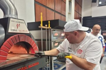 Sergiu Iftodi, managerul pizzeriei Industrial Pizza din Suceava, a participat la a treia ediție a Campionatului Internațional de Pizza