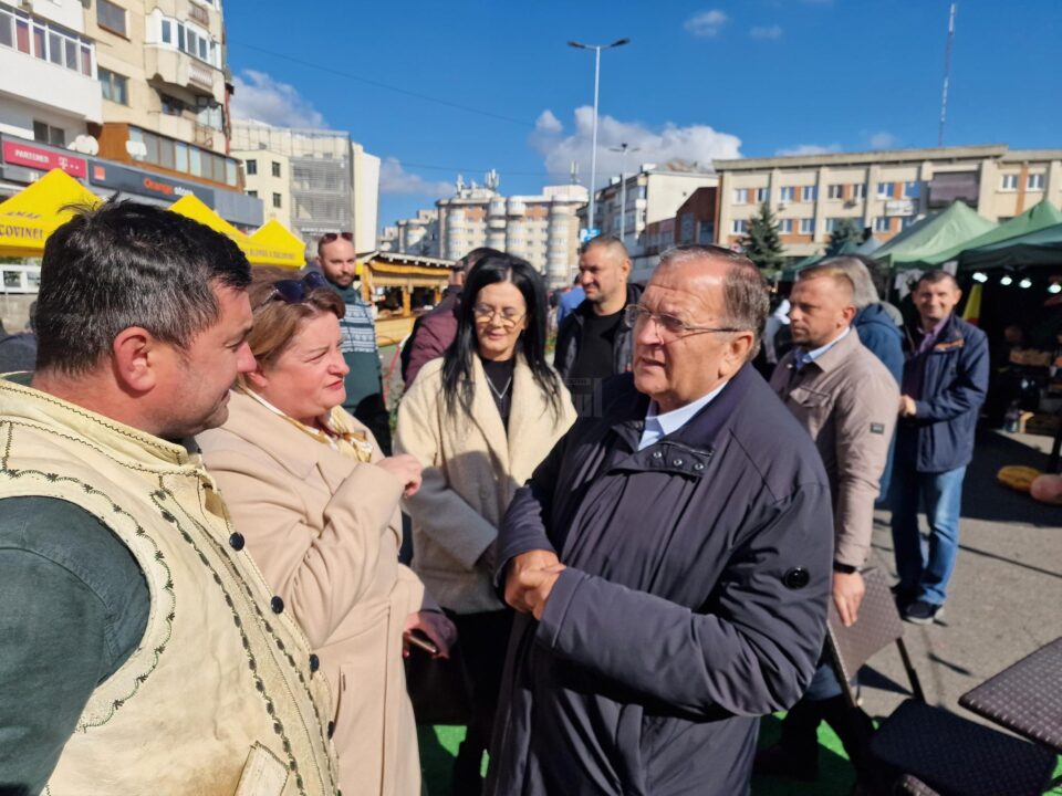 Gheorghe Flutur, la Târgul Mărului, de la Fălticeni