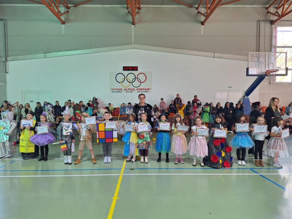 „Parada costumelor ECO”, la Școala Gimnazială ,,Miron Costin” Suceava