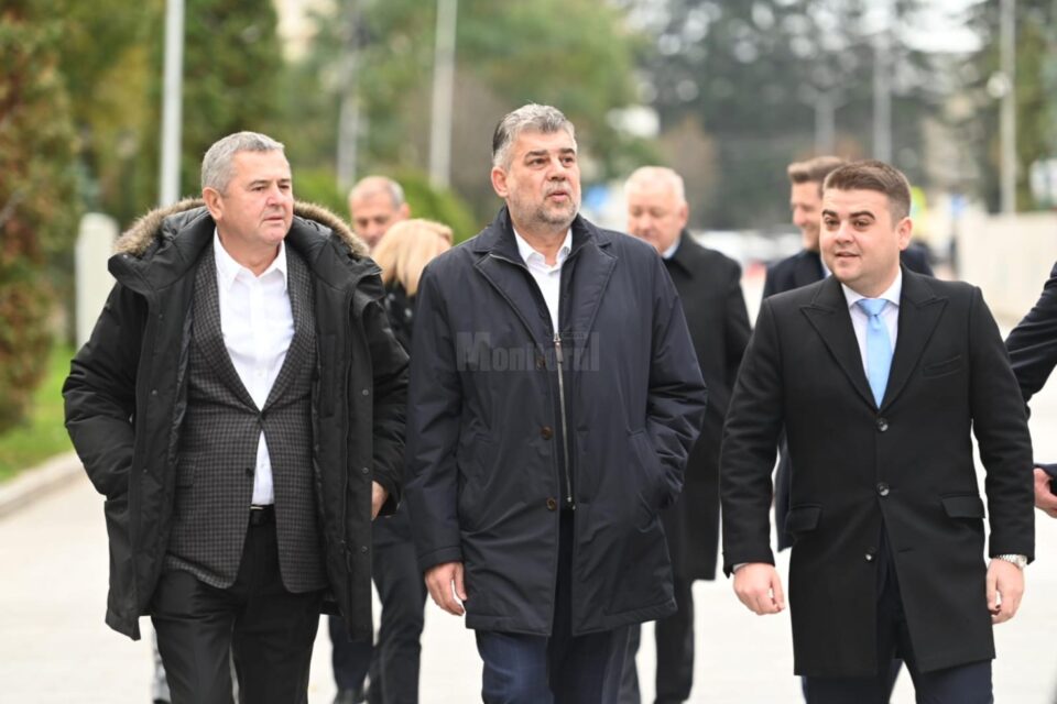 Premierul Marcel Ciolacu a băut o cafea pe o terasă din centrul Sucevei