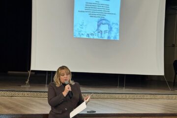 Prelegeri despre riscurile deținerii sau consumului de droguri, pentru elevii de la Colegiul „E. Hurmuzachi”