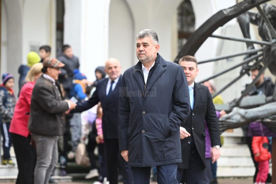 Premierul Marcel Ciolacu a băut o cafea pe o terasă din centrul Sucevei