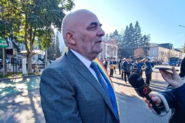 Vasile Rîmbu, vineri, într-o conferință de presă ad-hoc