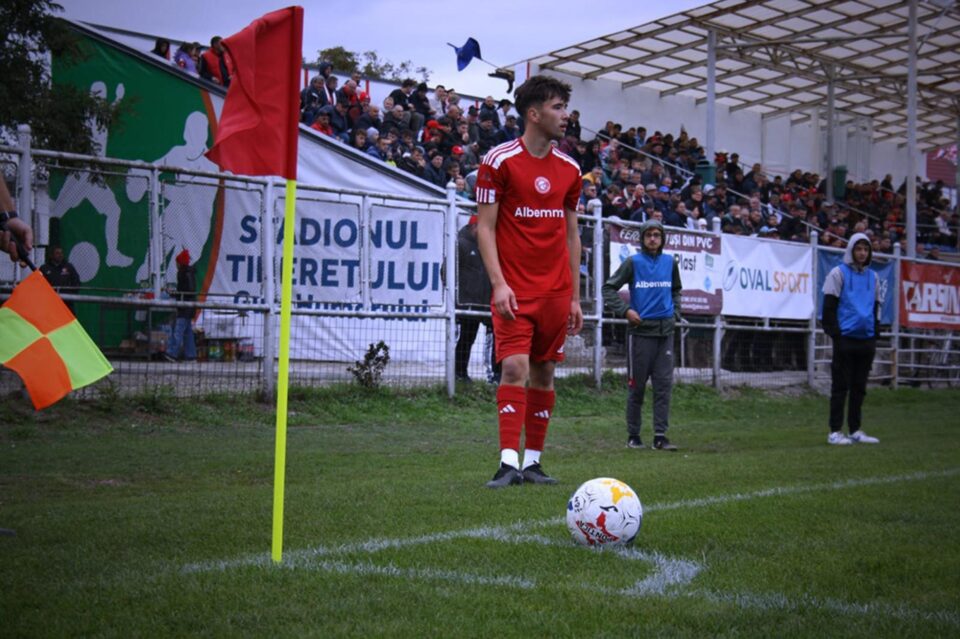 Stadionul din Gura Humorului va primi vizita liderului. Foto Șerban Popescu