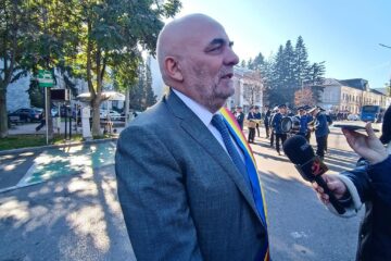 Primarul de Suceava, Vasile Rîmbu, vineri, într-o conferință de presă ad-hoc