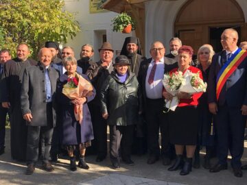 Primarul din Șcheia, Cristinel Burac, a premiat 13 „cupluri de aur” care au împlinit 50 de ani de căsătorie