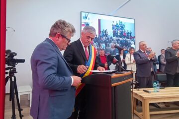 Primarul Ioan Pavăl a preluat oficial al cincilea mandat de primar în Dumbrăveni