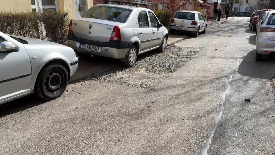 Gropile rămase după avarii la rețelele ACET vor fi reparate începând de luni, pe cartiere