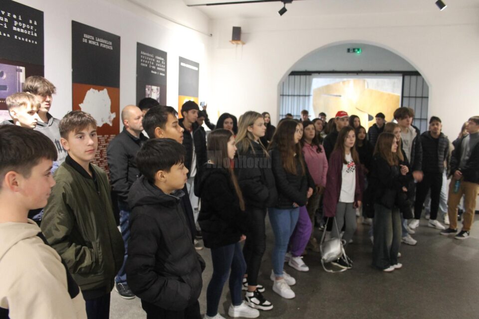 Excursie gratuită în Maramureș, pentru 50 de elevi suceveni din comunități defavorizate și din asistență socială