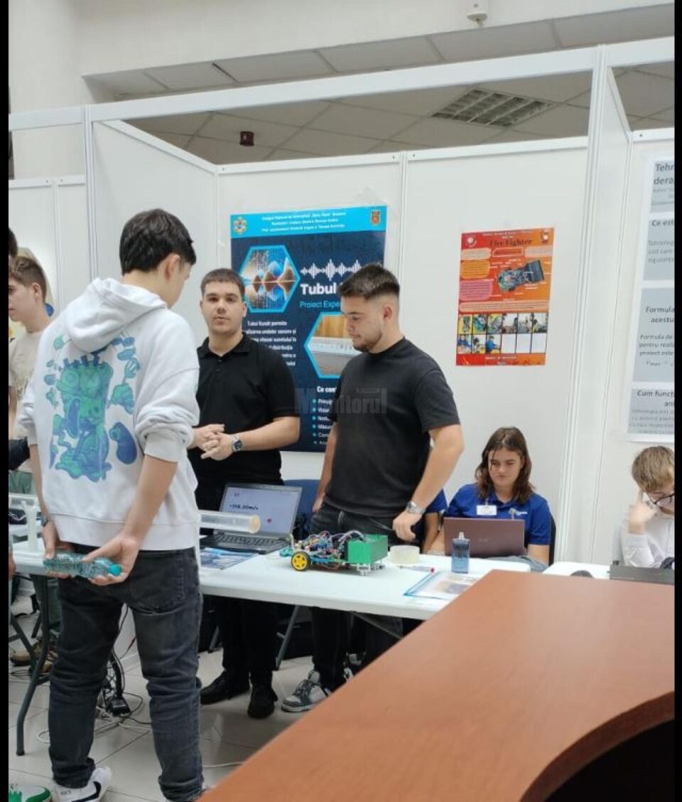 Proiect inovativ semnat de elevi ai Colegiului „Spiru Haret”, apreciat la un concurs de știință și tehnologie