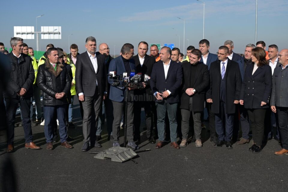Marcel Ciolacu și Sorin Grindeanu au dat asigurări că autostrada A7 se va construi până la Siret Marcel Ciolacu și Sorin Grindeanu au dat asigurări că autostrada A7 se va construi până la Siret