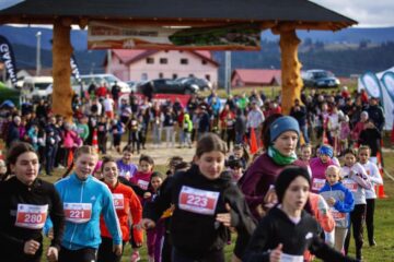 Bucovina Cross Country se adresează atât sportivilor profesioniști, cât și amatorilor pasionați de alergare