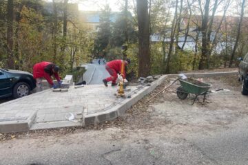 Reluarea lucrărilor pe strada Oituz