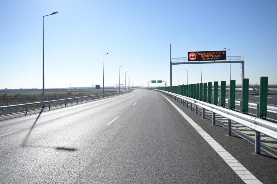 Șoldan, alături de Ciolacu și Grindeanu la inaugurarea primilor 11 kilometri din autostrada A7