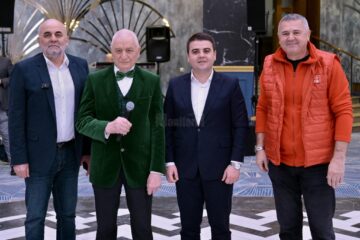 Echipa PSD alături de seniorii Sucevei