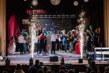 Balul Bobocilor Hurmuzachi - Foto Derevlean Daniel și Strugaru Florin