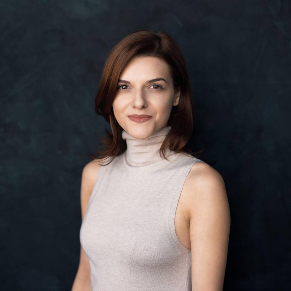 Marciana Panțiru, coach transformațional, practician compassionate inquiry și master trainer de dezvoltare personală Marciana Panțiru, coach transformațional, practician compassionate inquiry și master trainer de dezvoltare personală
