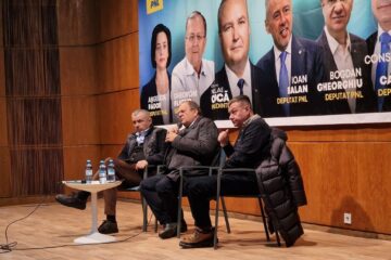 Liderii PNL Suceava s-au întâlnit cu reprezentanții partidului din secțiile de votare