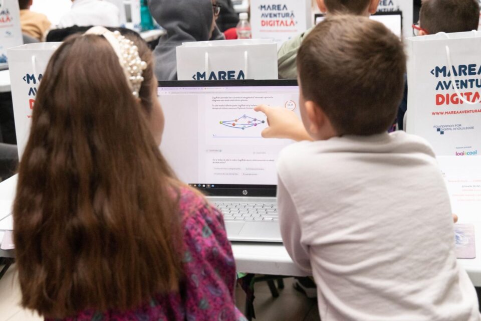 „Marea Aventură Digitală” a atras peste 100 de elevi din județ