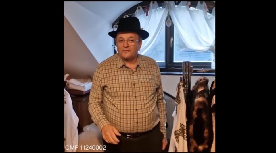 Gheorghe Flutur și-a prezentat colecția de costume populare
