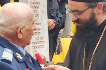 La 87 de ani, Dumitru Davidel a trăit noi mari emoții, fiind distins de Biserică pentru ce a făcut și încă face pentru eroi