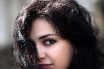 Poeta Mina Decu, invitată, sâmbătă, la Seara de poezie, organizată de Casa de Poezie Light of ink