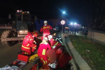Doi copii de 13 si 15 ani, implicați într-un grav accident. Unul dintre ei a murit