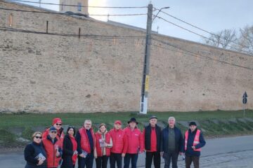Echipa PSD condusă de senatorul Gheorghiță Mîndruță a discutat cu locuitorii orașului Dolhasca
