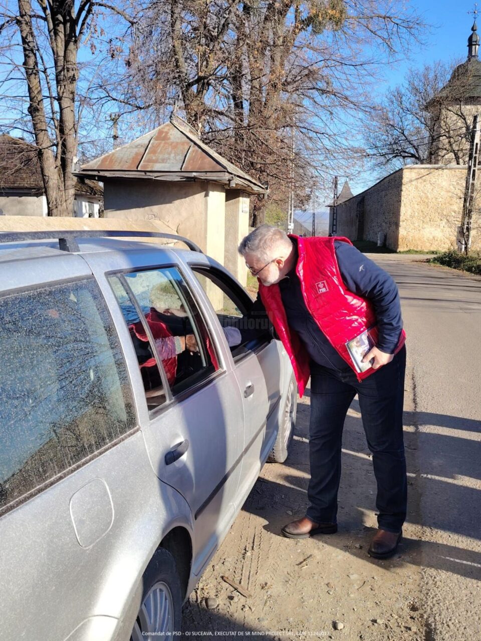 Echipa PSD condusă de senatorul Gheorghiță Mîndruță a discutat cu locuitorii orașului Dolhasca