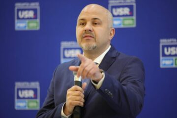 Deputatul USR Emanuel Ungureanu