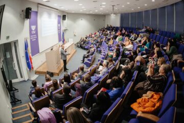 Derularea discuțiilor în cadrul workshop-ului desfășurat la USV