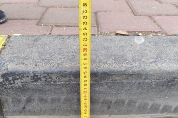 Bordură conformă la străzi reabilitate cu fonduri europene